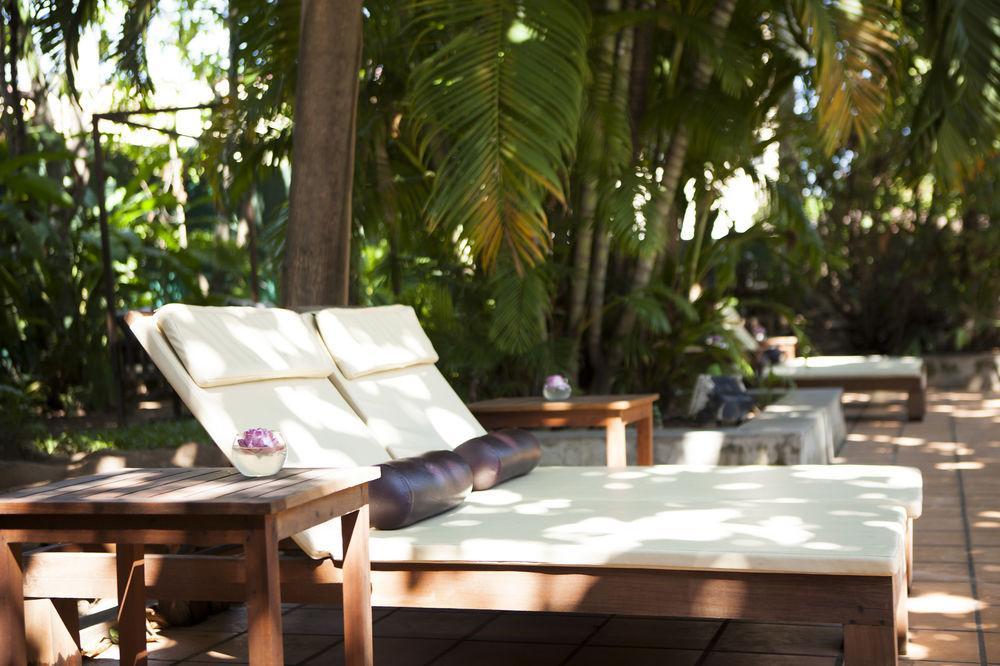 The Kabiki Hotell Phnom Penh Exteriör bild