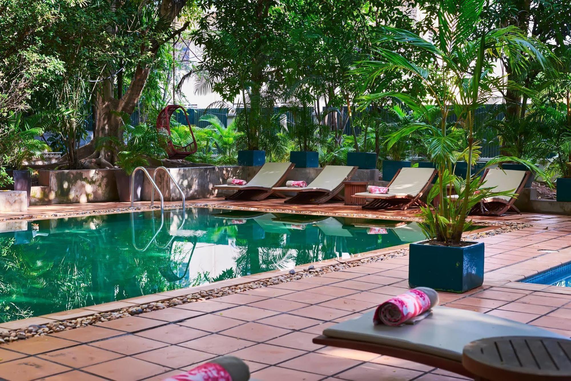 The Kabiki Hotell Phnom Penh Exteriör bild